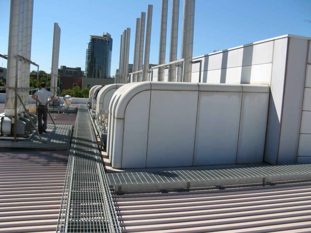 VIFM on the roof of the city